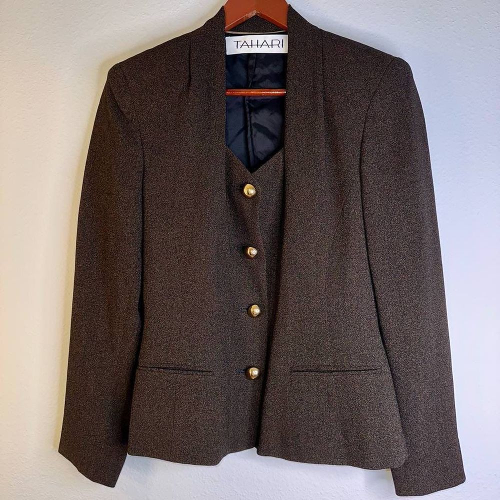 Tahari Brown Women's Blazer with Gold Buttons - Picture 9 of 14